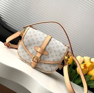 <AUTHENTIC>Louis Vuitton bag